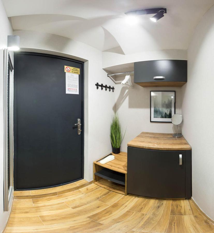 Cozy Apartment In The Center - Podilskyi Lane 7 哈尔科夫 外观 照片